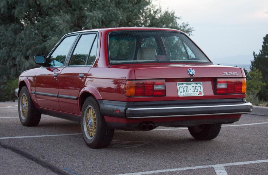  BMW 325 Sedan (E30) 1988 года  (фото 12 из 58)